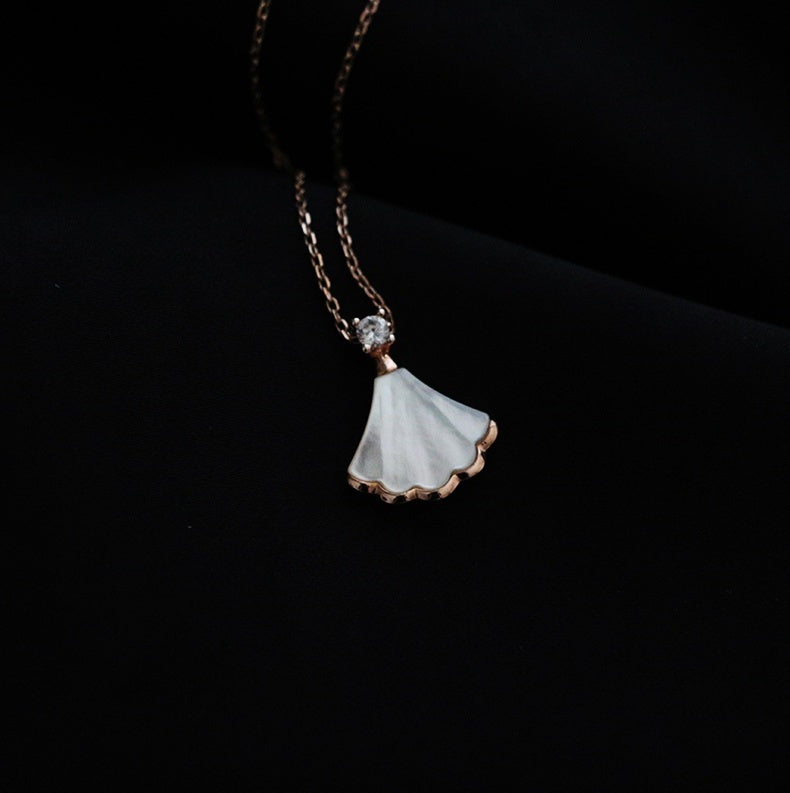 Fan-Shaped Mother-of-Pearl Zircon Necklace